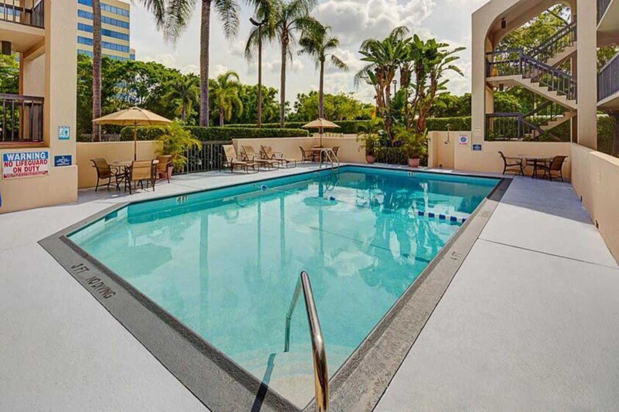 Quality Inn Palm Beach International Airport West Palm Beach Esterno foto